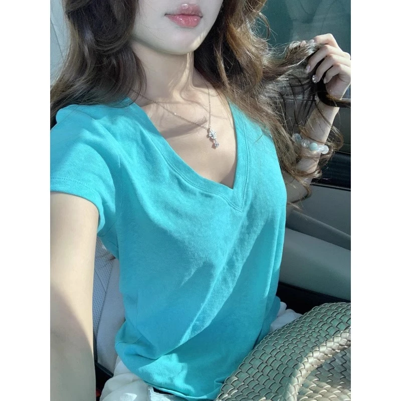 蒂芙尼蓝正肩V领短袖T恤女夏季新款小众纯欲风低领女装宽松上衣