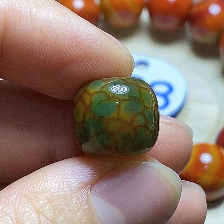 挑***僧玛瑙/玉髓未镶嵌颈饰