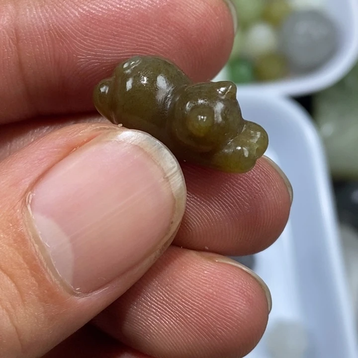 和田玉（糖玉）未镶嵌车挂