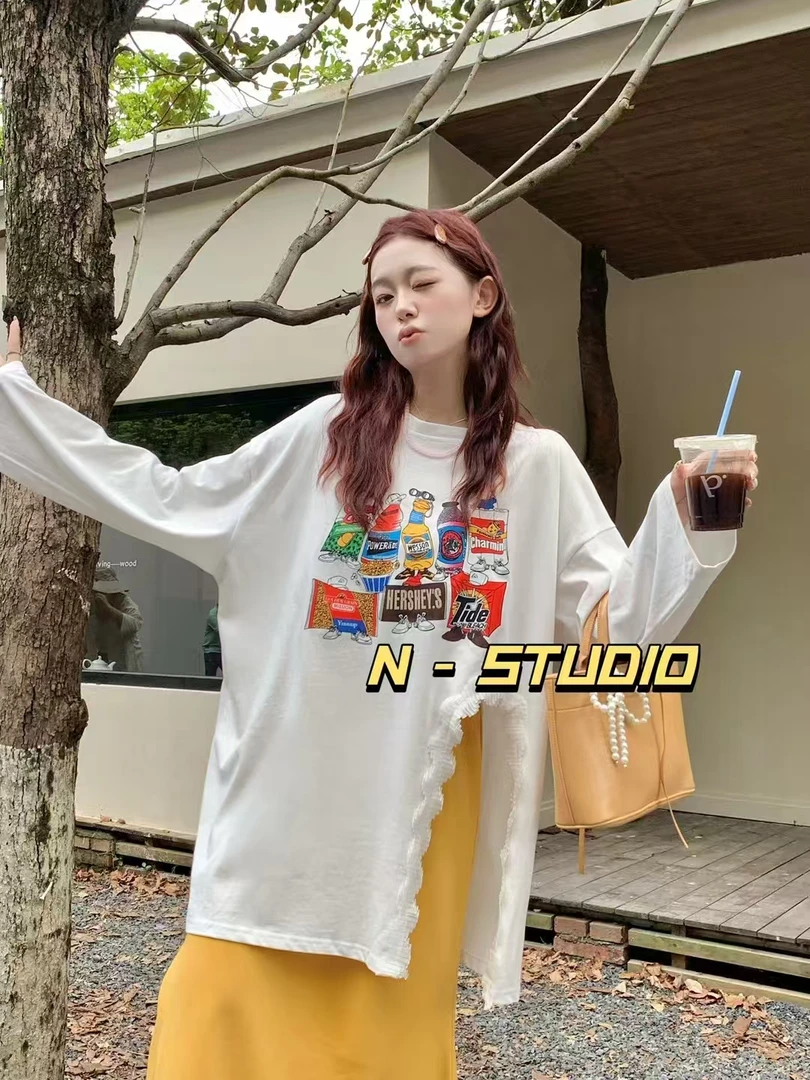 【钱呼呼】清版~春季新款饮料瓶子印花侧面花边开衩宽松大版型T恤