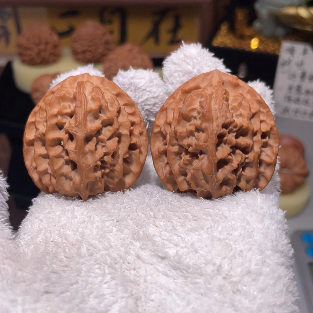 ****D把件文玩核桃全品苹果圆三角高桩毕业对41.5尺