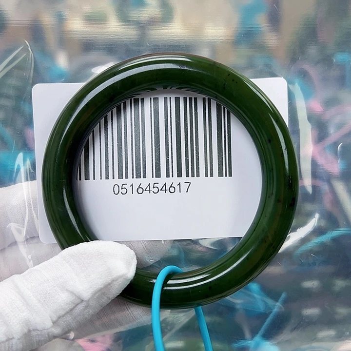 和田玉未镶嵌手镯56