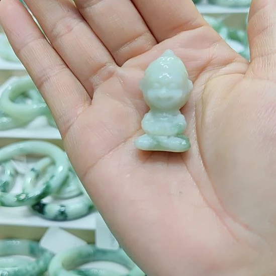 树***白透闪石-蛇纹石玉未镶嵌颈饰