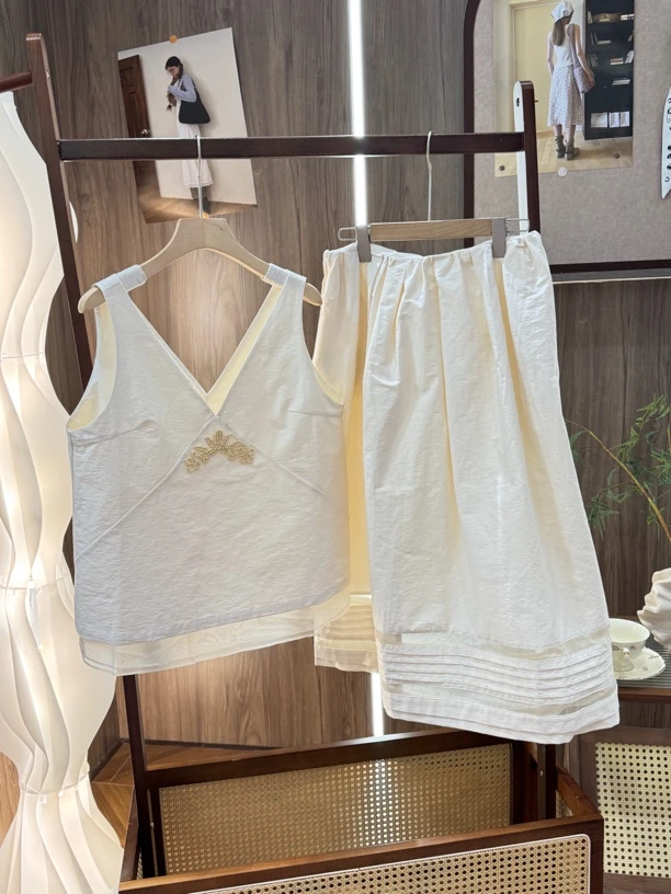 手工钉珠假两件丝棉背心简约时尚无袖上衣