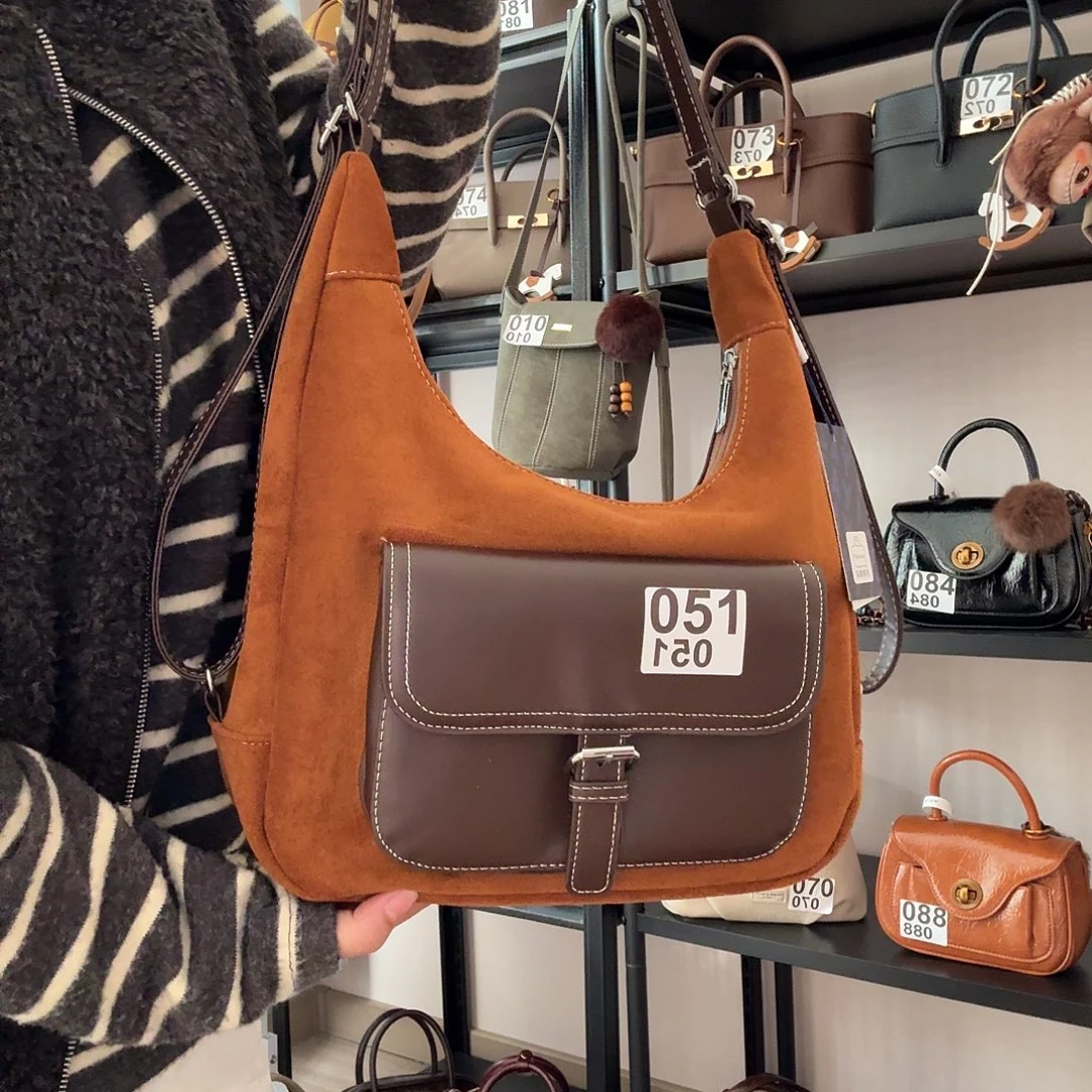 PU051黄棕色托特福利