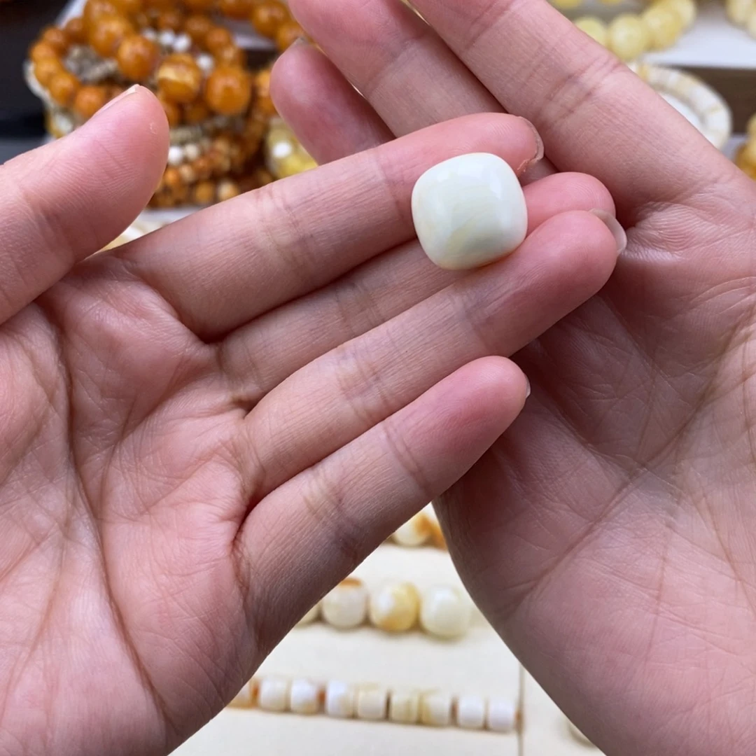 琥珀裸石未镶嵌G****！15+老型