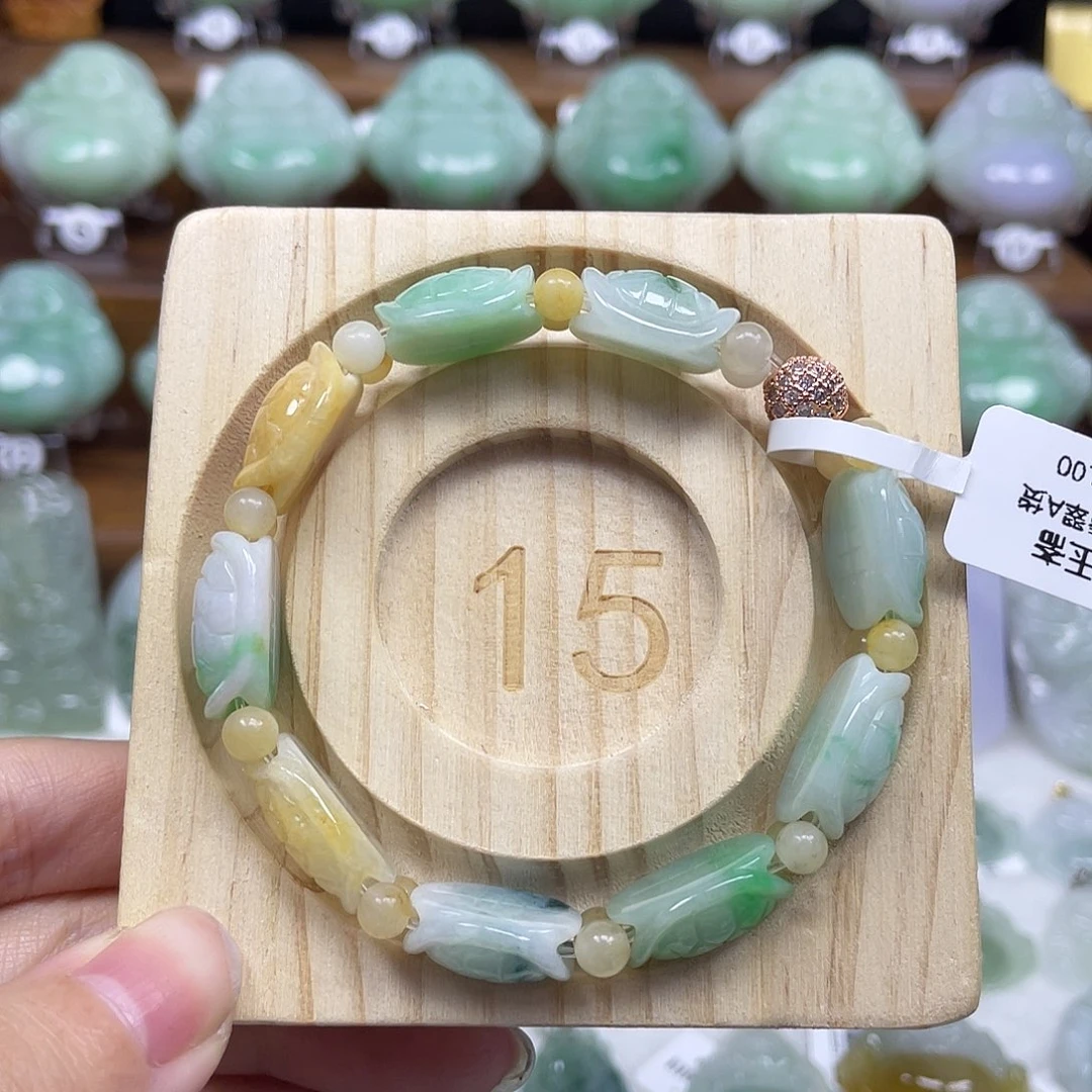 翡翠未镶嵌颈饰龟背手串