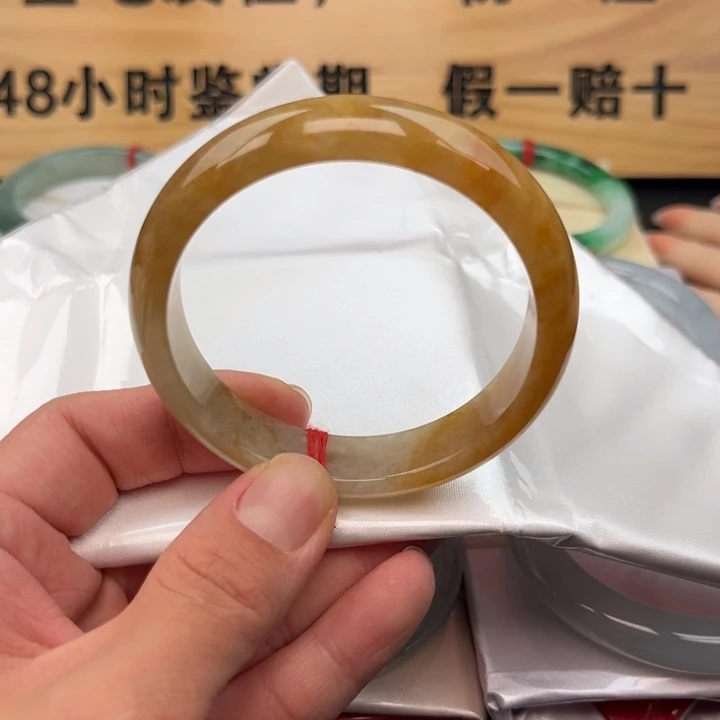 翡翠未镶嵌手镯11