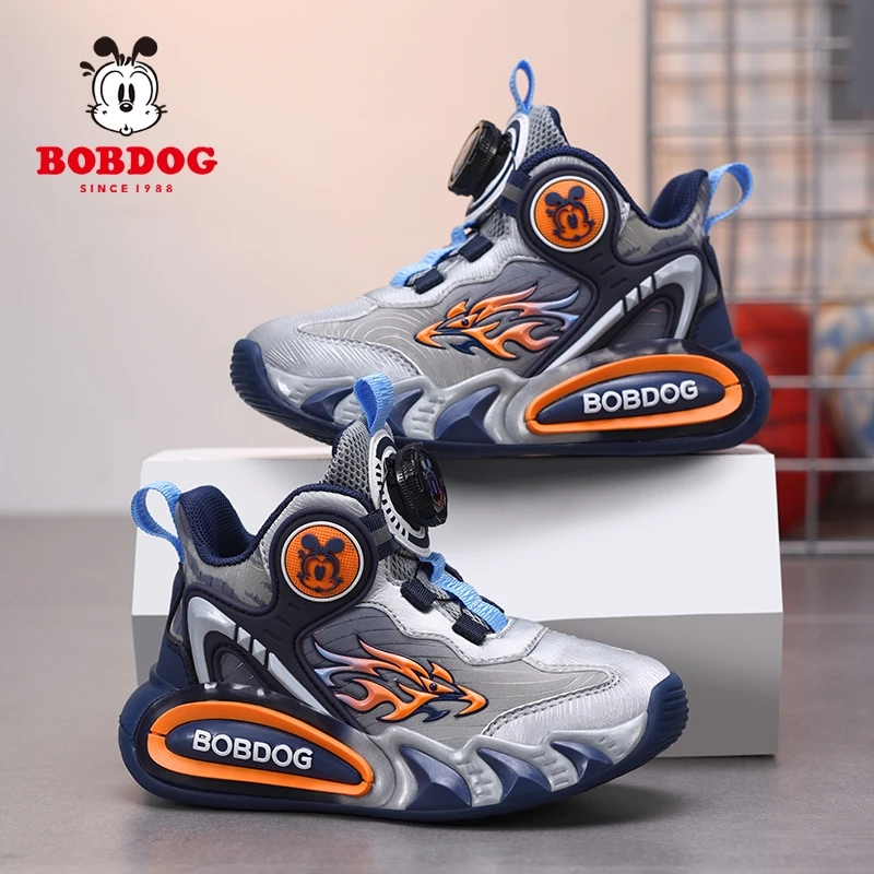 巴布豆童鞋2025秋冬季新款男童运动鞋皮面防水男孩软底儿童跑步鞋