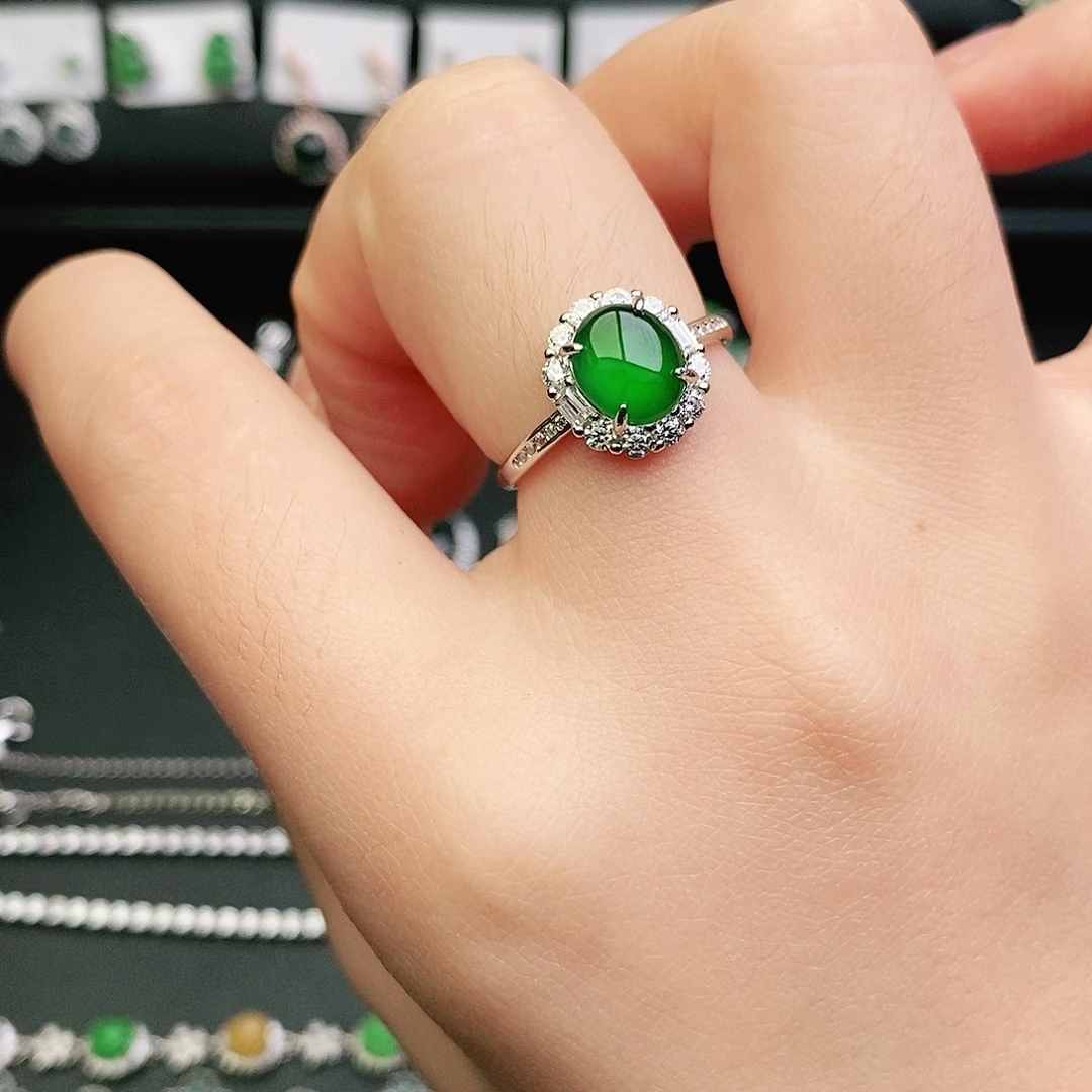 Z***L翡翠银S925镶嵌戒指