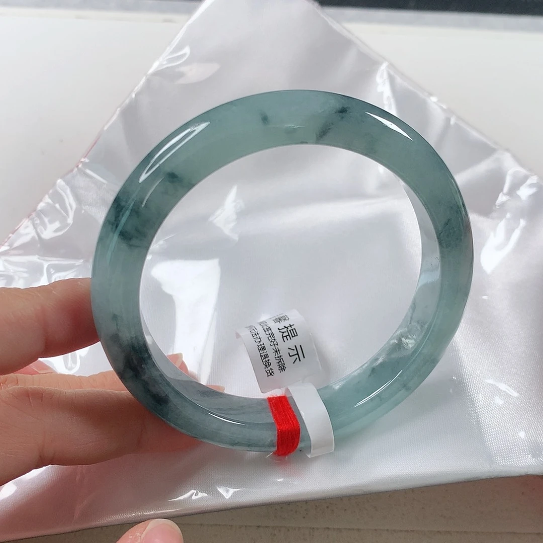 翡翠手镯未镶嵌①③②