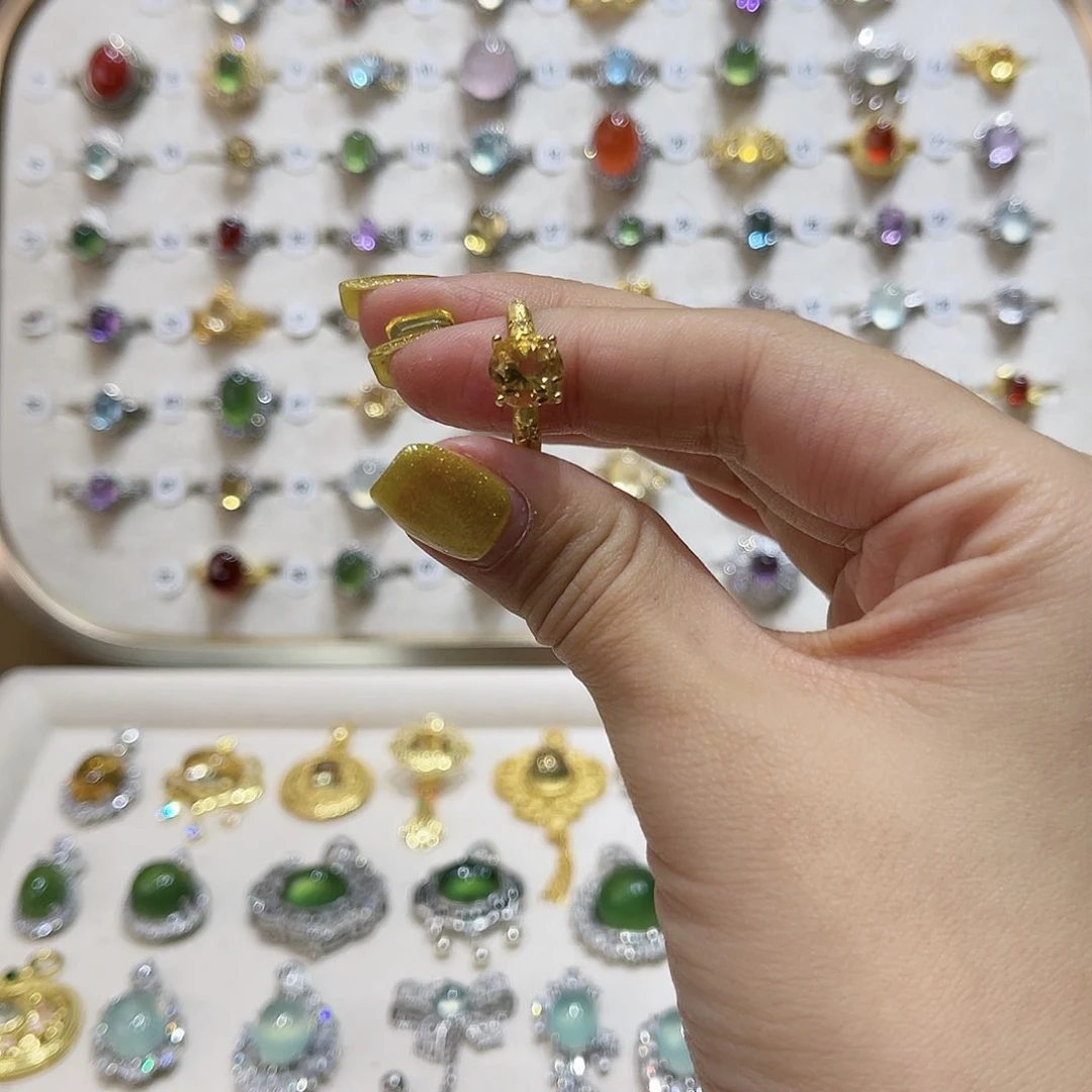 蛇纹石玉戒指银S925镶嵌7**W