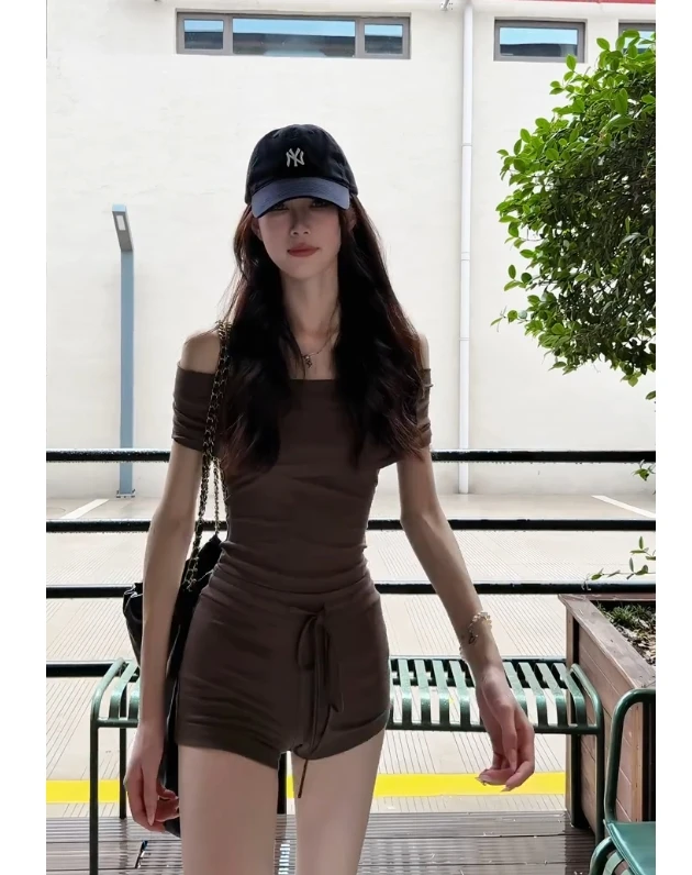2025夏季新款时尚套装短款紧身性感辣妹外穿短裤上衣气质显瘦套装