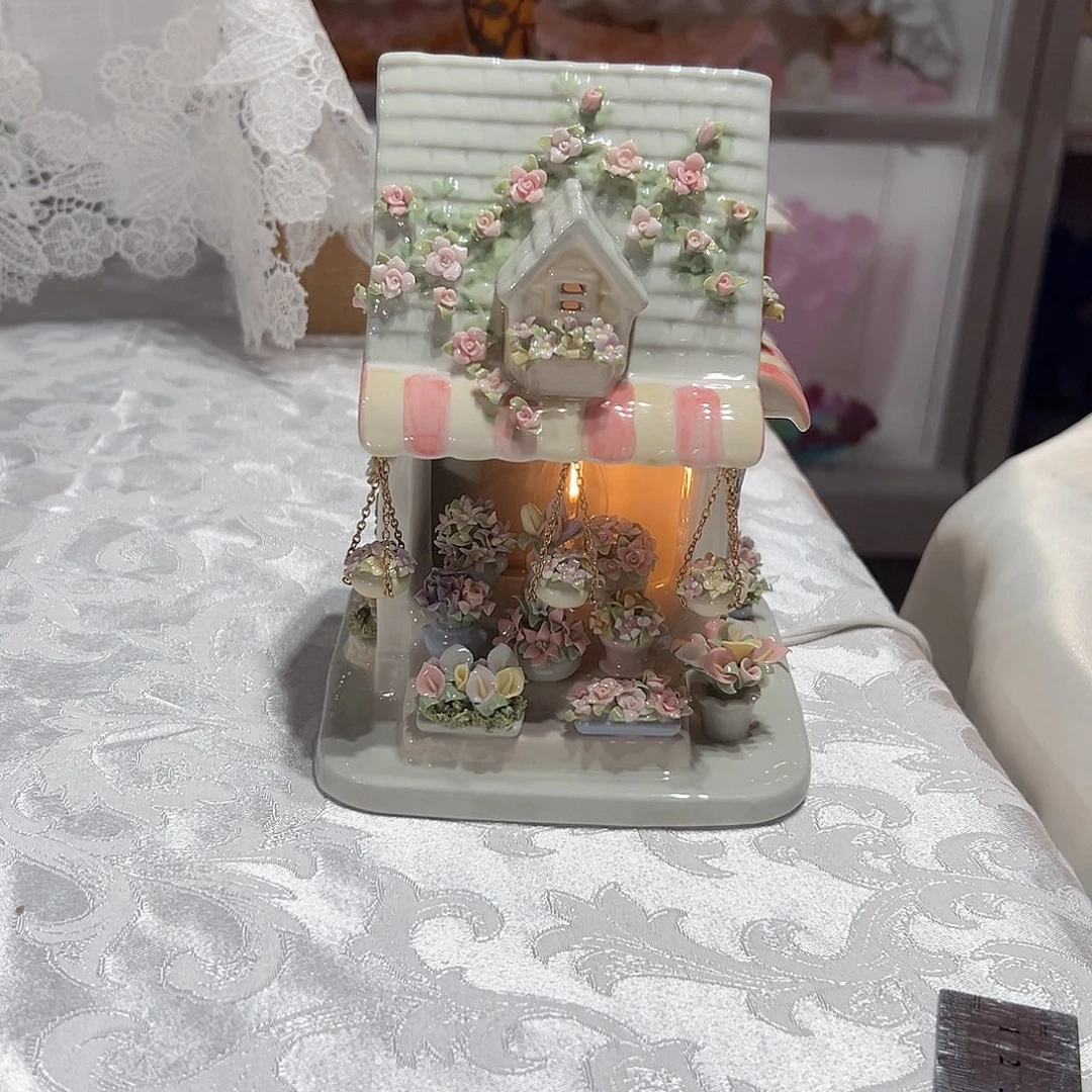 陶瓷0261骨瓷花店夜灯摆件礼盒装