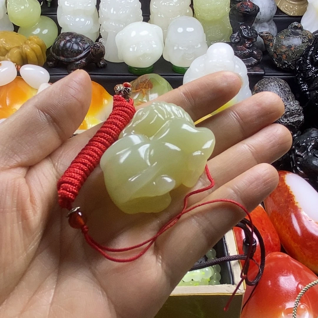 无花朵文**道原石雕刻小吊坠