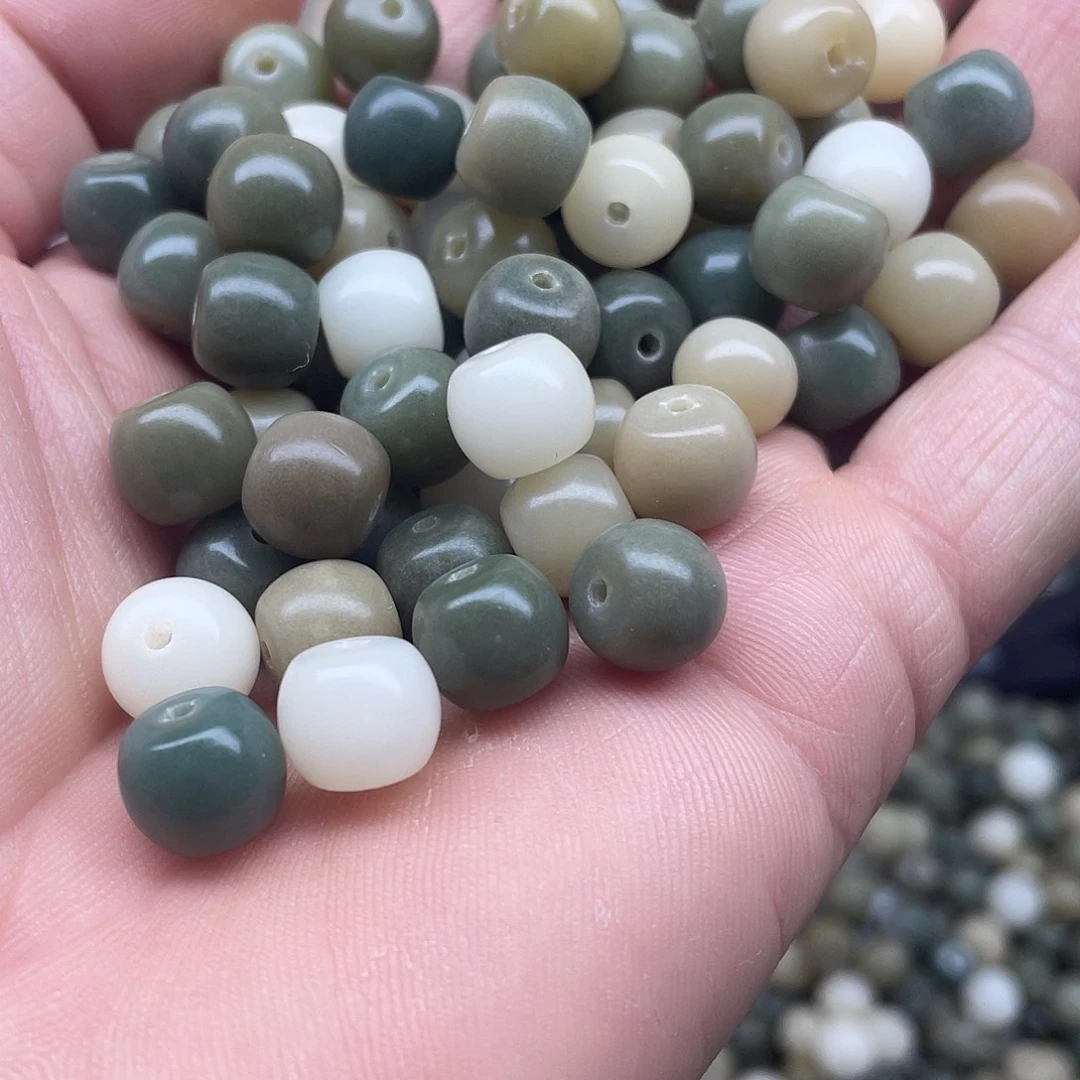吊坠白玉菩提10、9灰绿渐变鼓珠100颗➕灯牌宠200颗