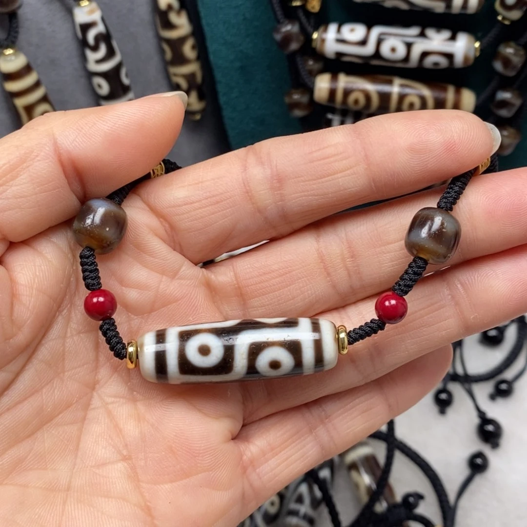 玛瑙/玉髓颈饰合金