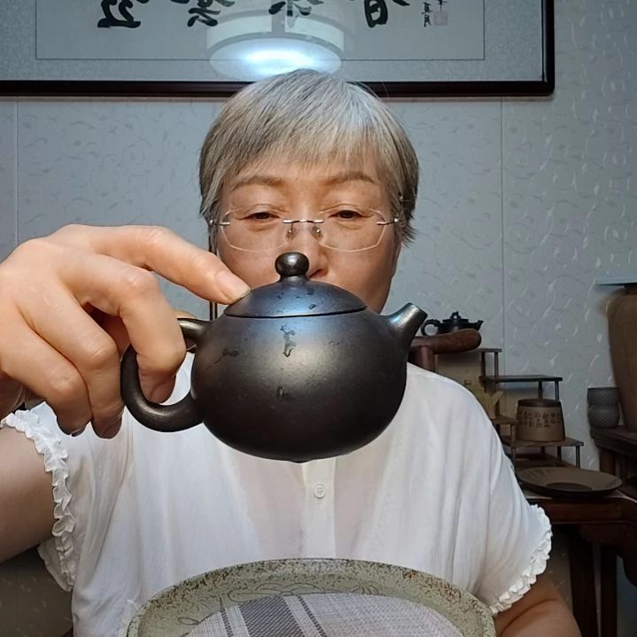 茶壶紫砂石黄西施壶180毫升左右