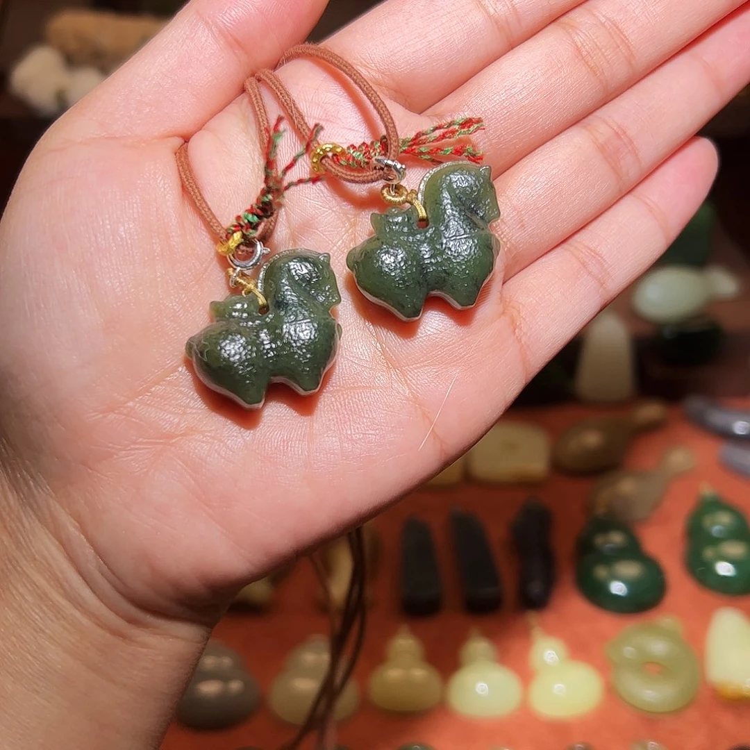 和田玉未镶嵌颈饰不退不换