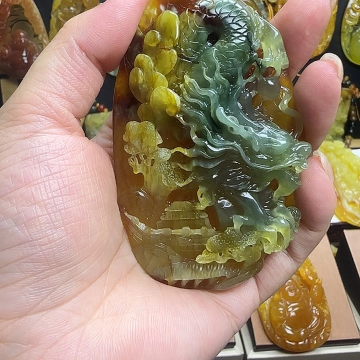 未镶嵌蛇纹石玉颈饰