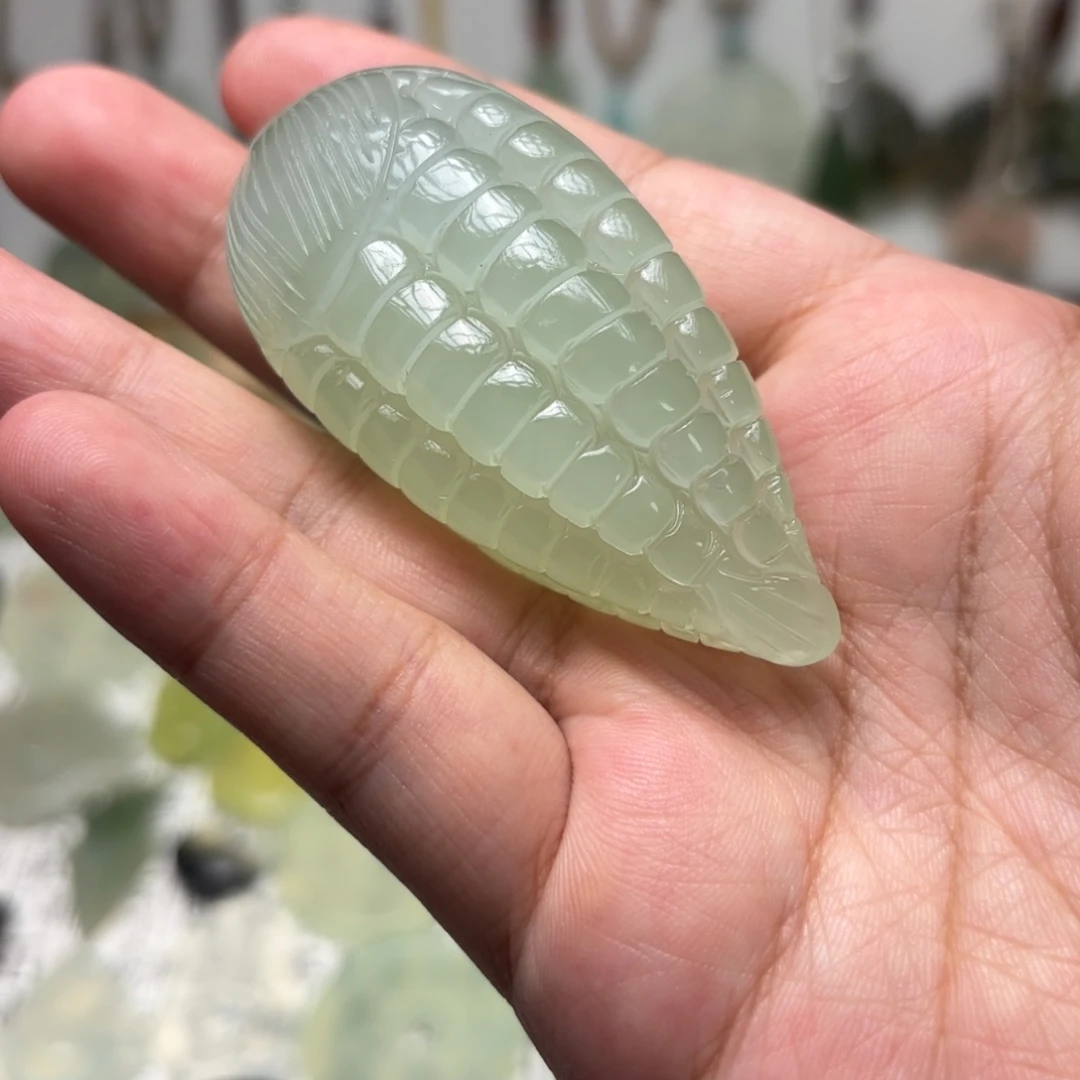 蛇纹石玉合金颈饰