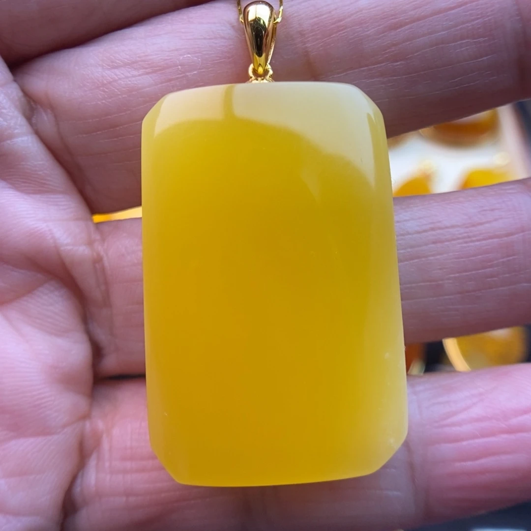 琥珀颈饰银S925镀金镶嵌