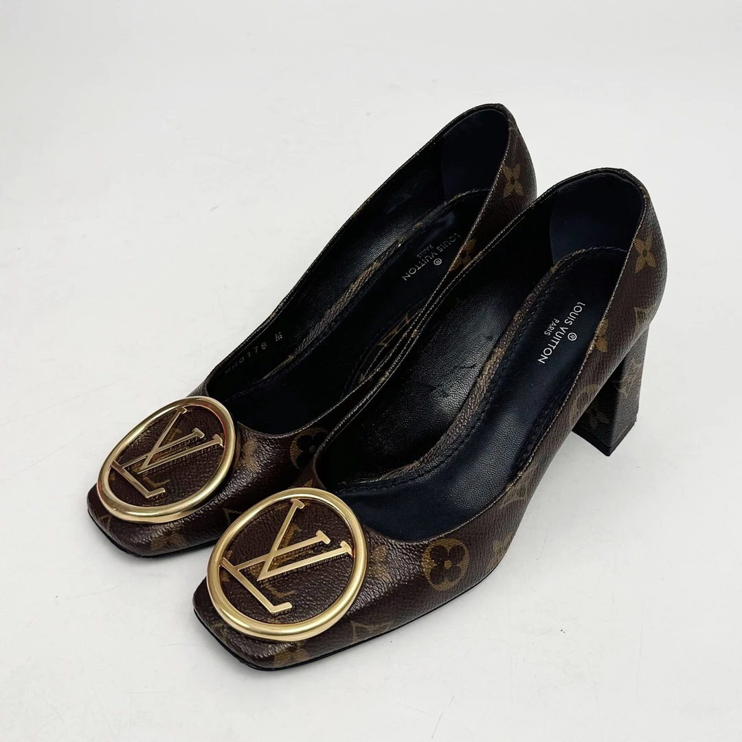 95新 LouisVuitton/路易威登 36.5码/LV/路易威登粗跟鞋/LZ00043