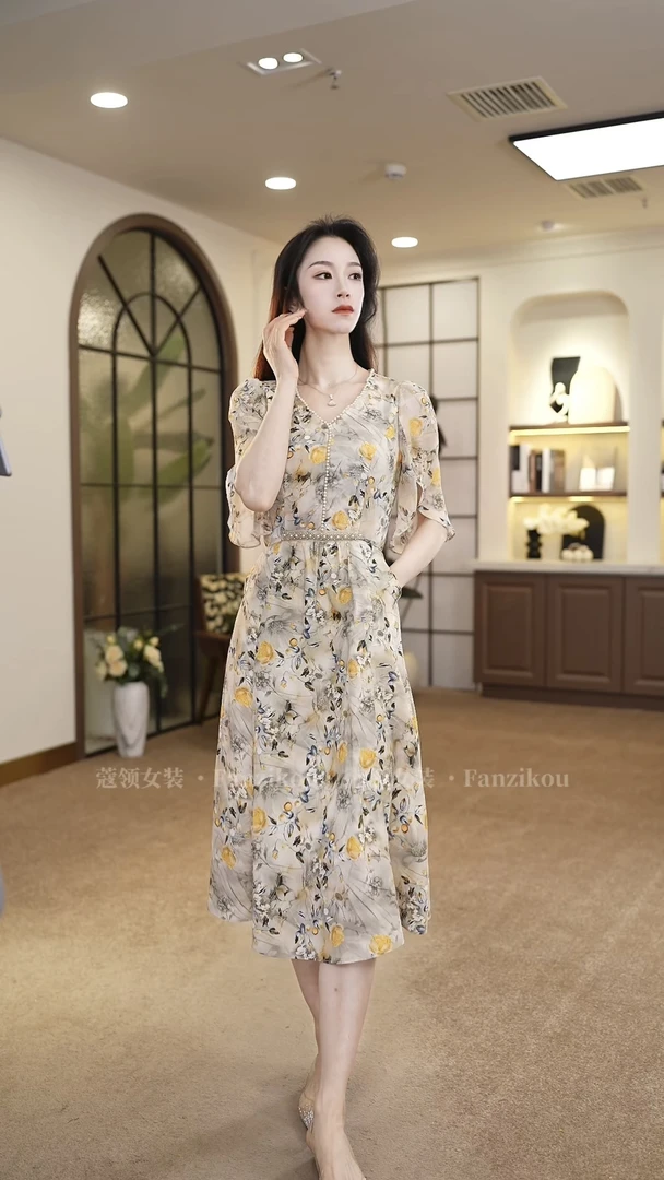 夏季优雅仙气碎花显瘦收腰遮肚子法式连衣裙-682