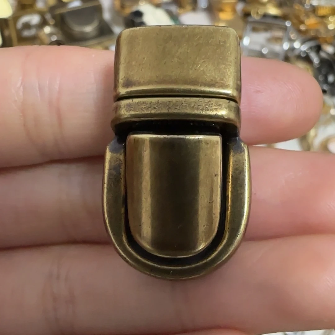 插锁10元2个满30元发货