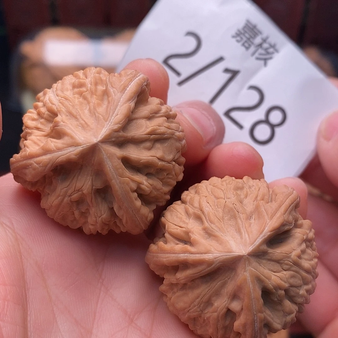 文玩核桃把件35御龙粗筋 三棱
