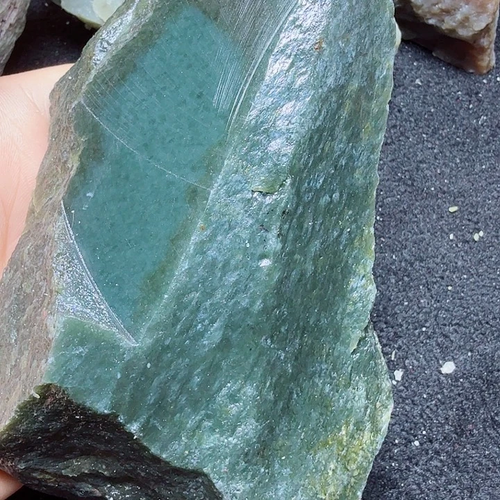 和田玉（糖玉）未镶嵌珠宝半成品