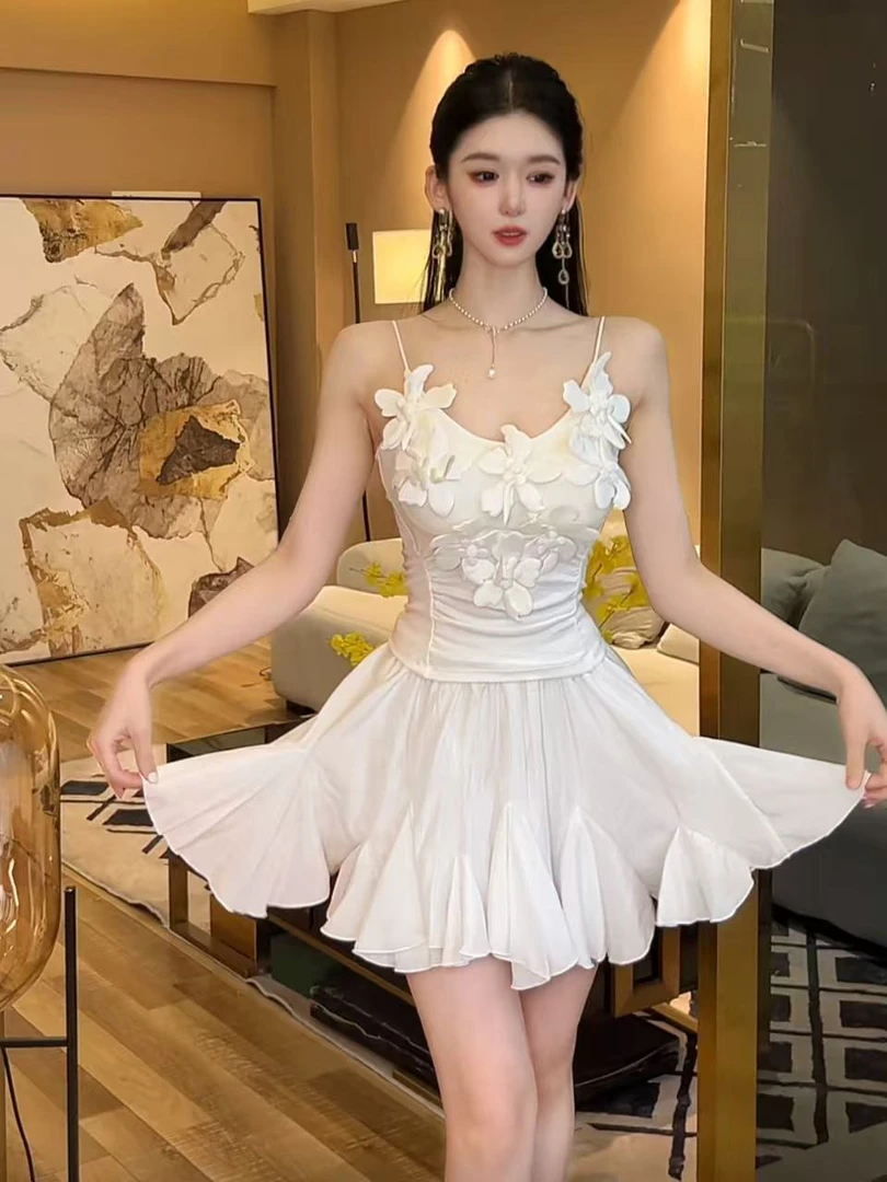 静宝儿【奶油巴斯克】气质显瘦吊带