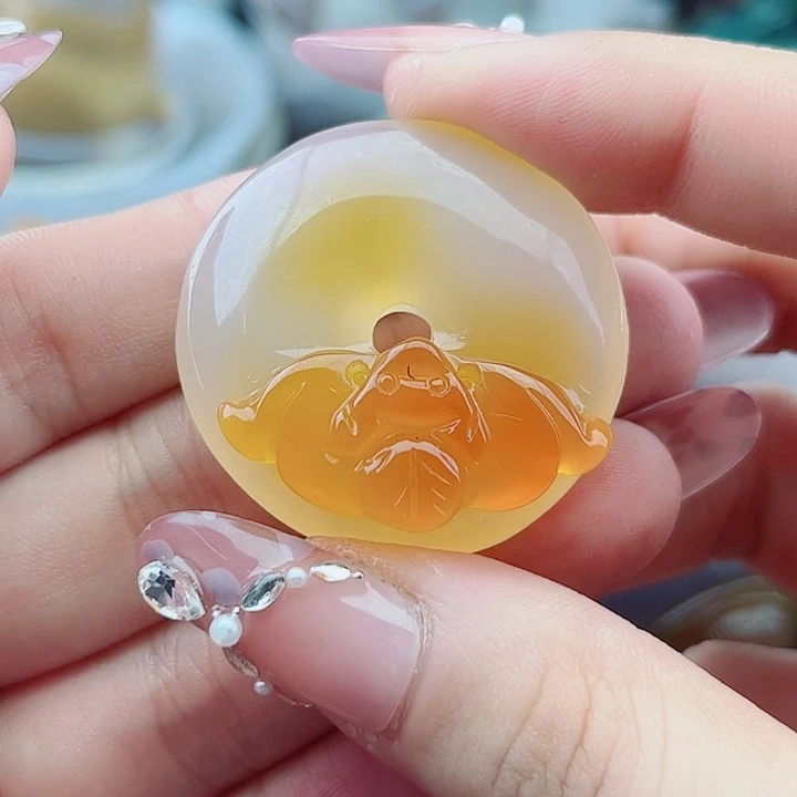 未镶嵌玛瑙手饰吊坠
