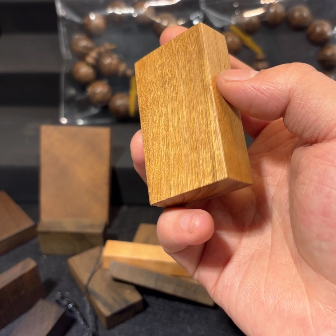 金丝楠格**知金丝楠木一物一拍