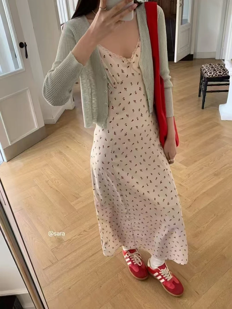 （15~29）孤品清 财财兔家碎花显瘦气质针织时尚夏季复古法式