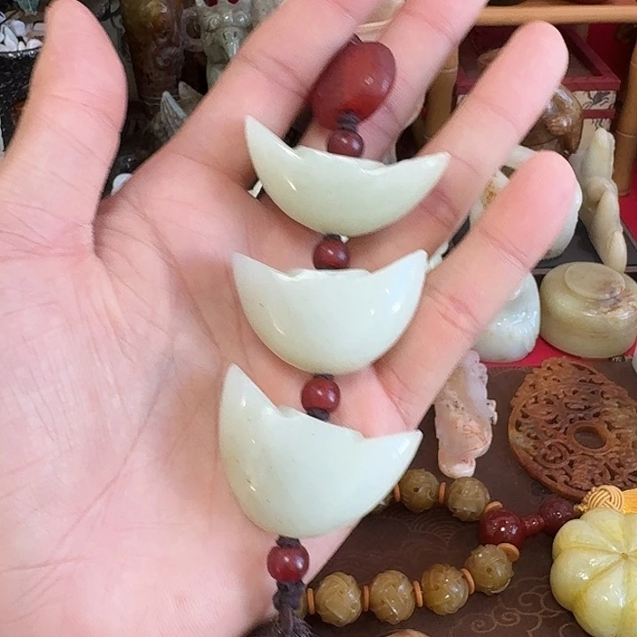 l***g和田玉未镶嵌挂件