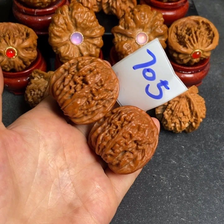 把件文玩核桃楼下705