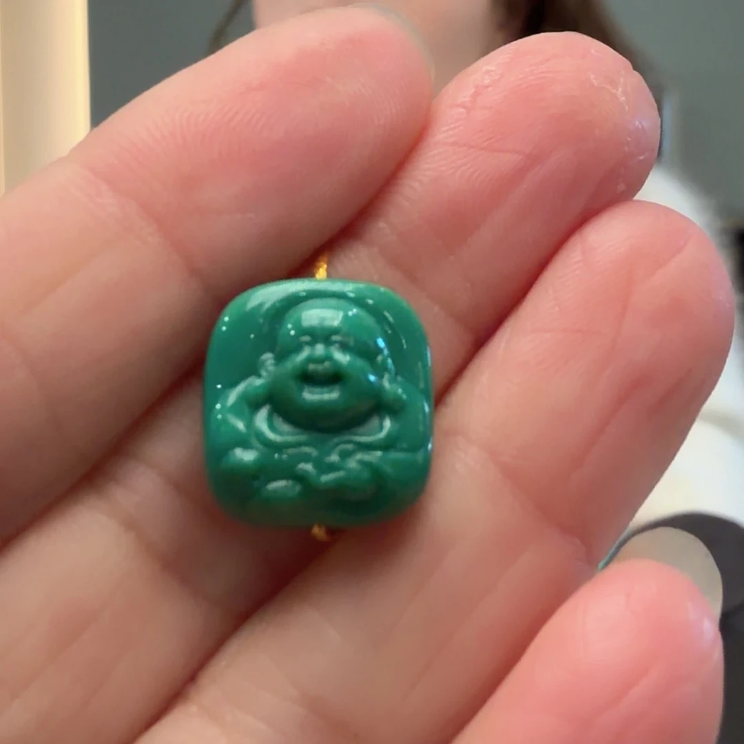 绿松石未镶嵌颈饰