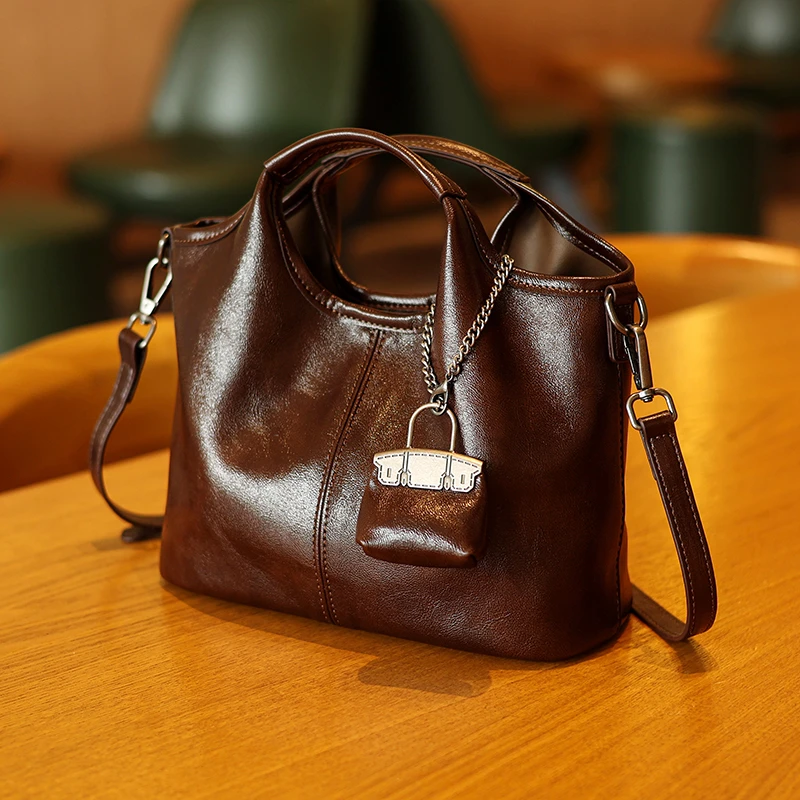 【MUEKA/茉妮卡】爆款复古手提包2025新款女士潮流斜挎包百搭单肩包