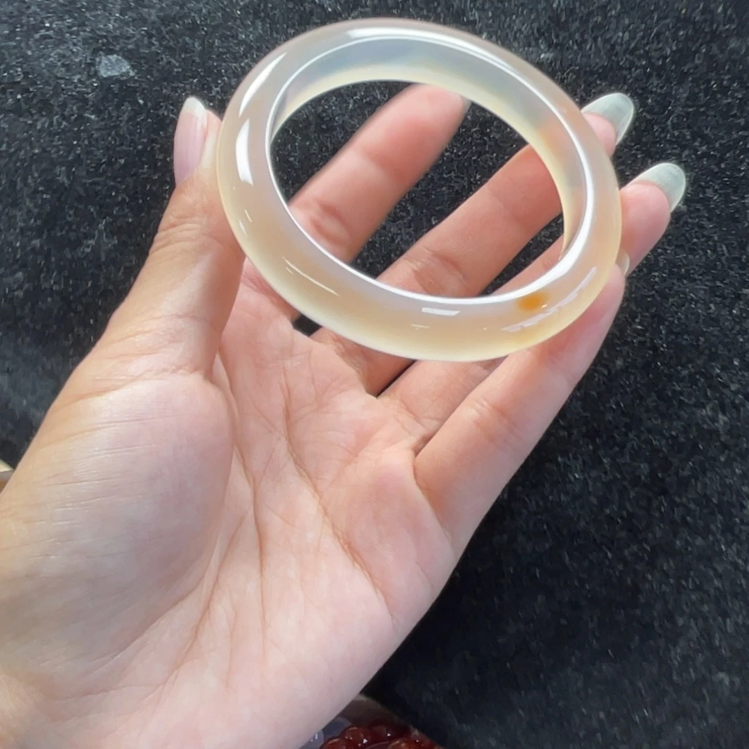 手镯玛瑙/玉髓未镶嵌