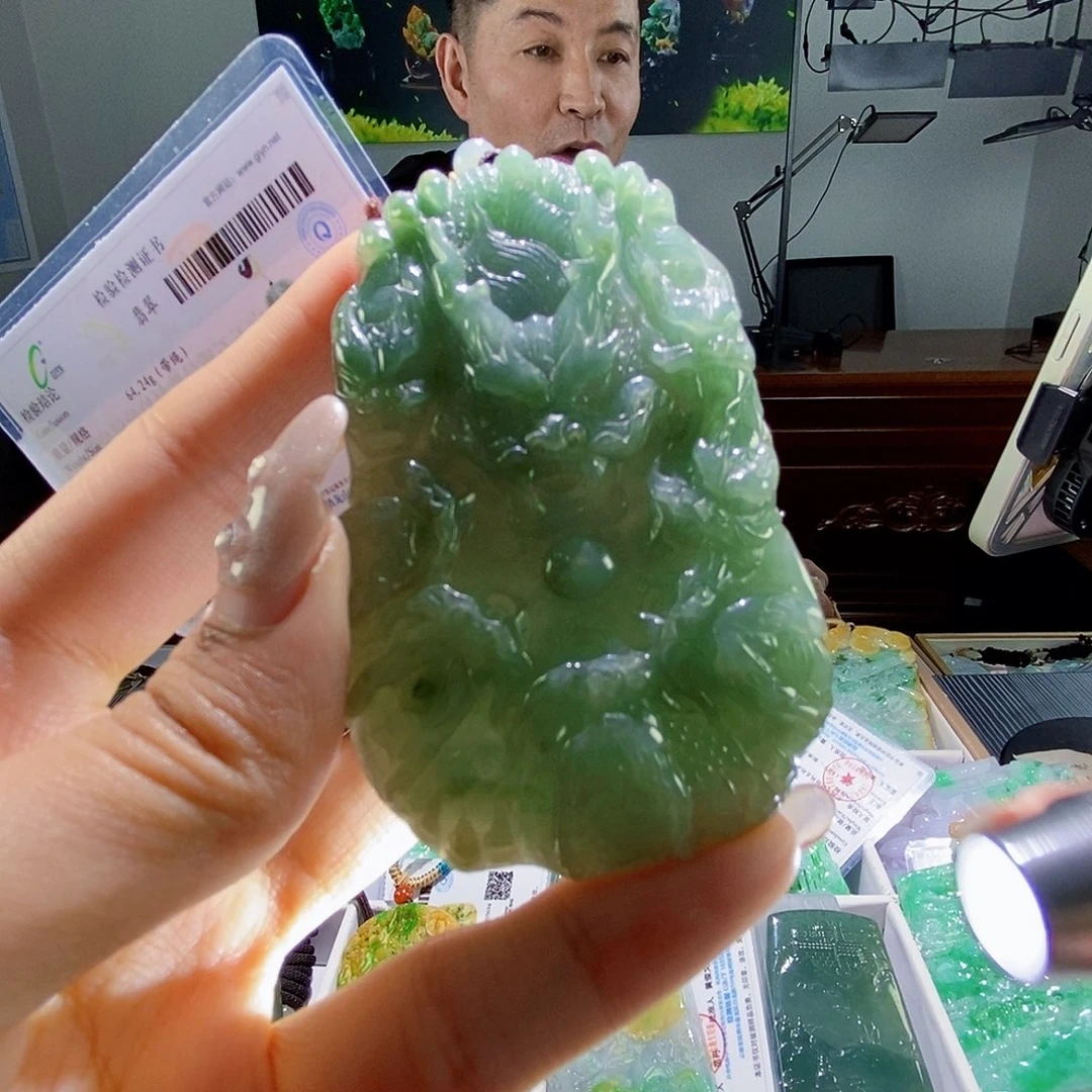 颈饰未镶嵌翡翠翡翠