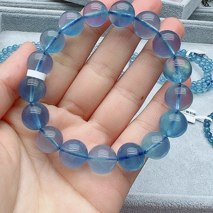 海蓝宝石手链未镶嵌依***致培育海蓝宝