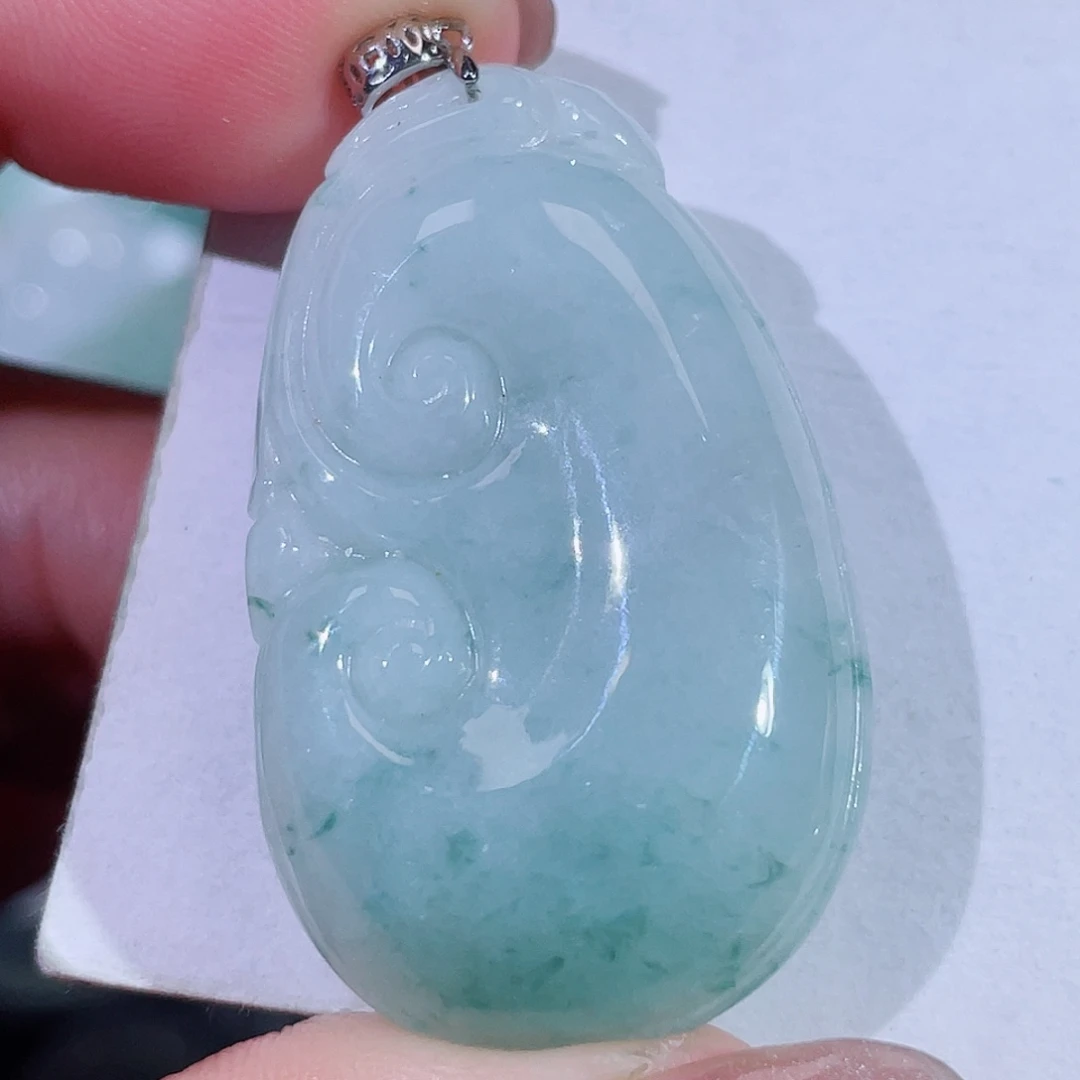 颈饰未镶嵌翡翠如意