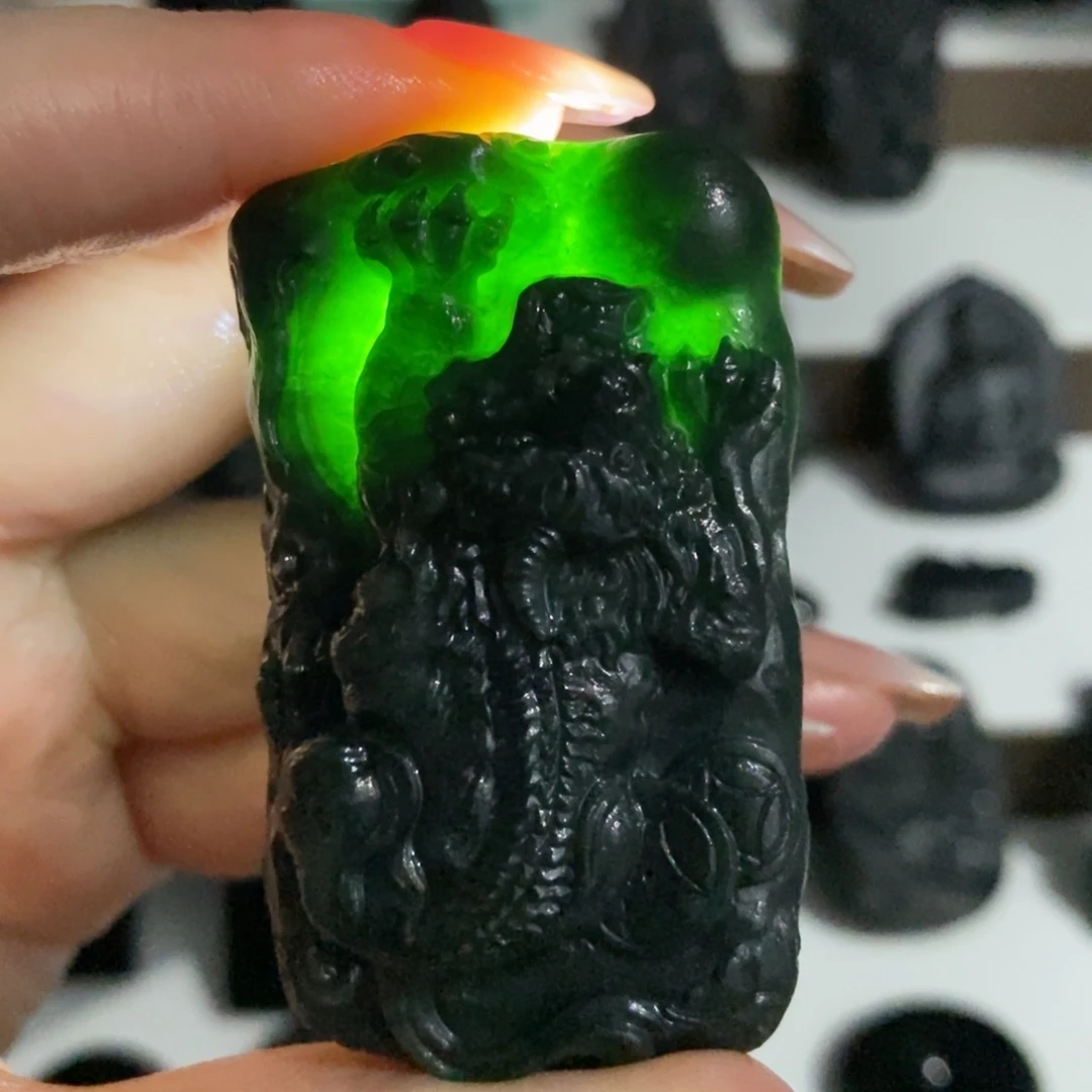 定制翡翠未镶嵌天然缅甸墨翠A货皮休