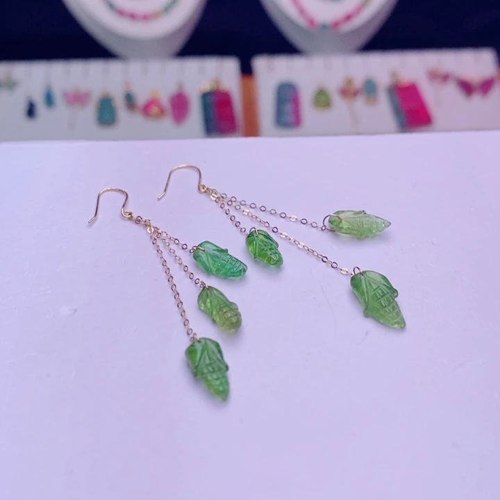 18K金镶嵌耳饰碧玺m