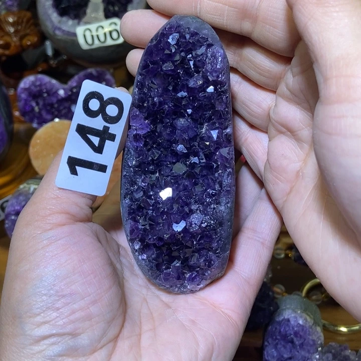 紫晶未镶嵌大型摆件（非配饰）