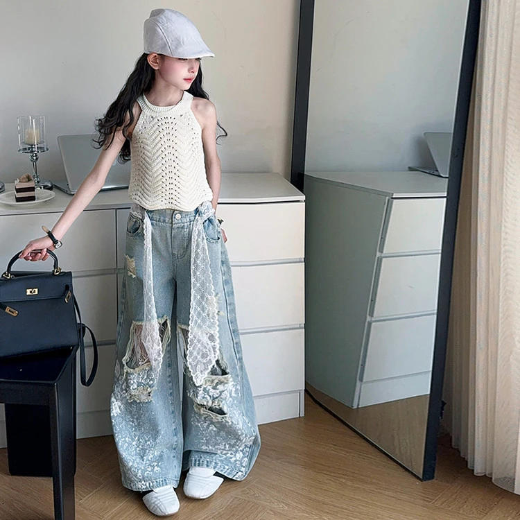 [麦哆哆」女童中大童夏季洋气镂空针织上衣拼接蕾丝牛仔阔腿裤套装