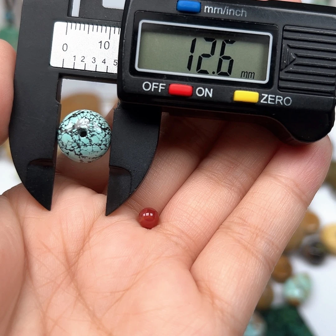 南红玛瑙未镶嵌珠宝奇石