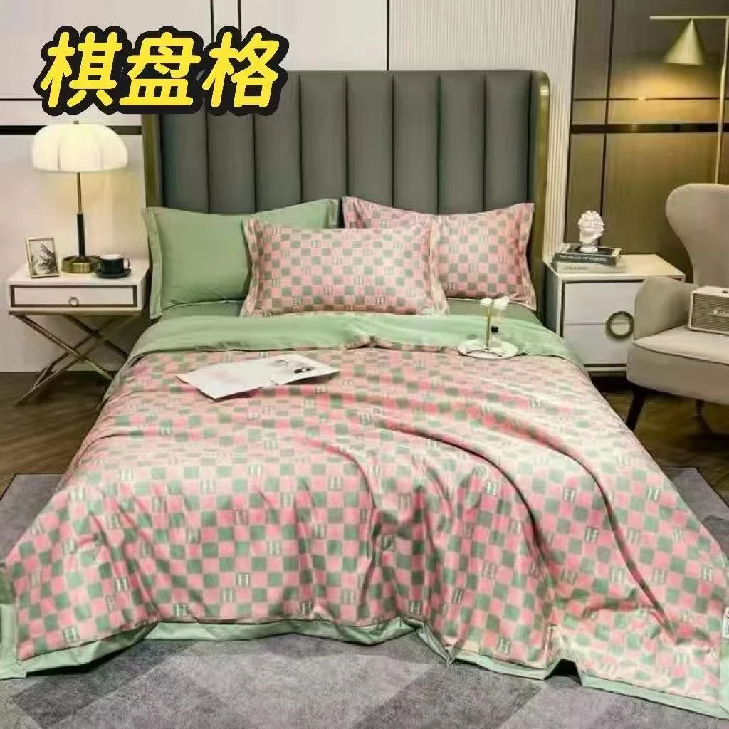 2025新款实体店定制印花款夏被四件套 SL