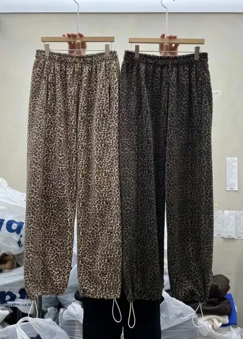 韩国东大门豹纹抽绳卫裤No退换